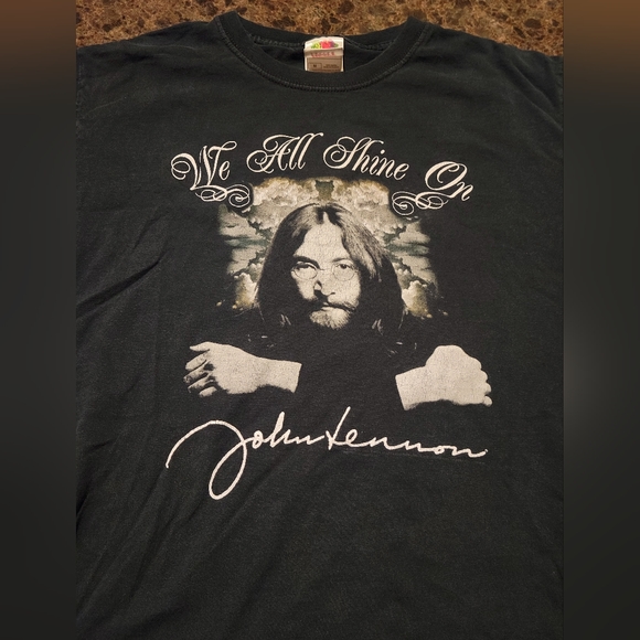 Vintage John Lennon "we all shine on" t-shirt - Picture 1 of 2